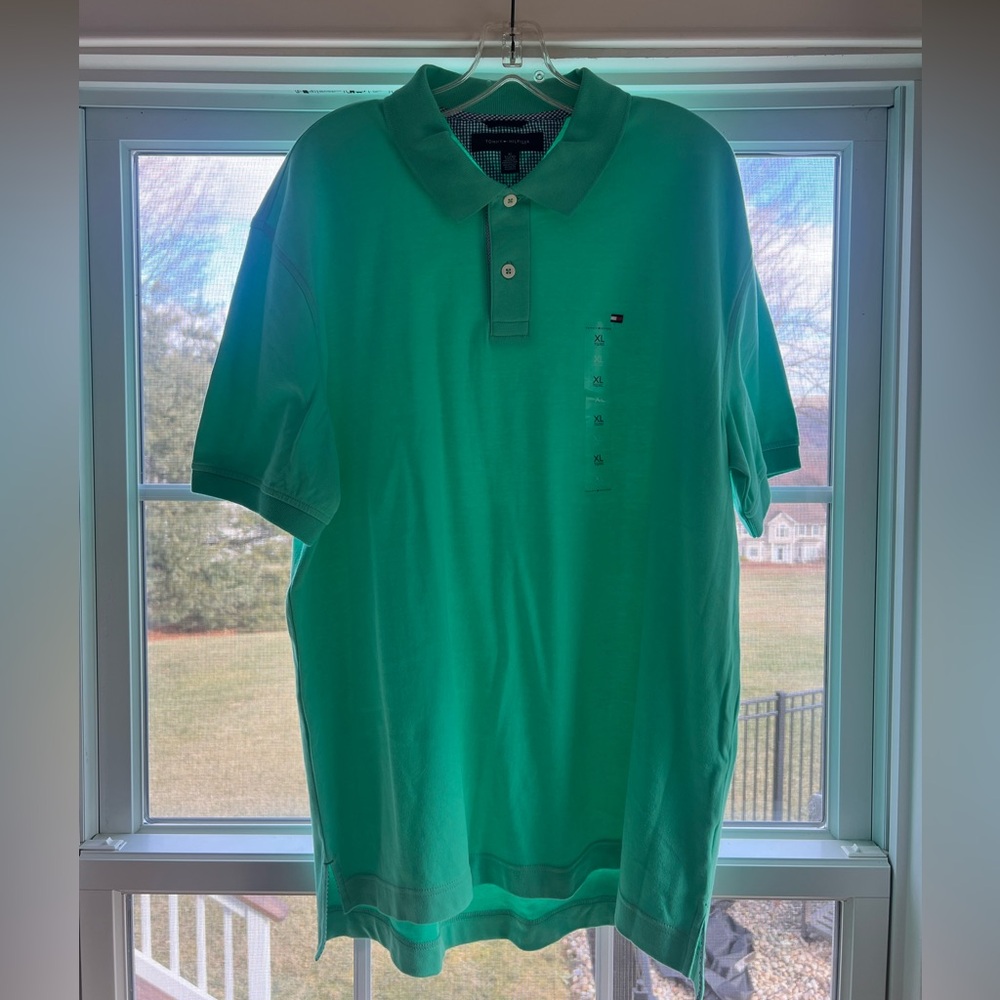 NWT - Tommy Hilfiger - Men’s Short Sleeve Collared Polo Shirt - Size: XL